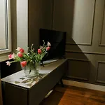 Art Apartments