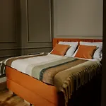 Art Apartments